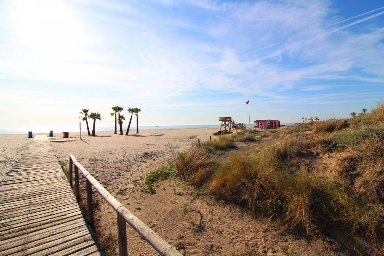 Apartment Global Properties, Con Terraza Y Vistas A La Playa
